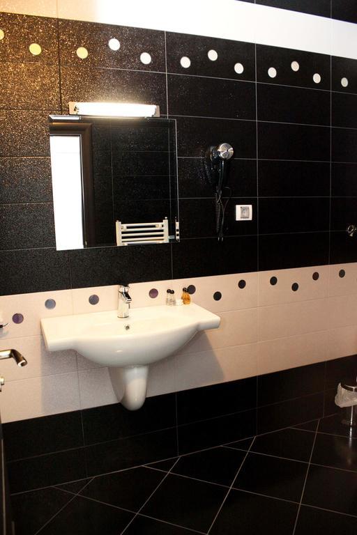 Incanto Family Hotel Sevlievo Bilik gambar