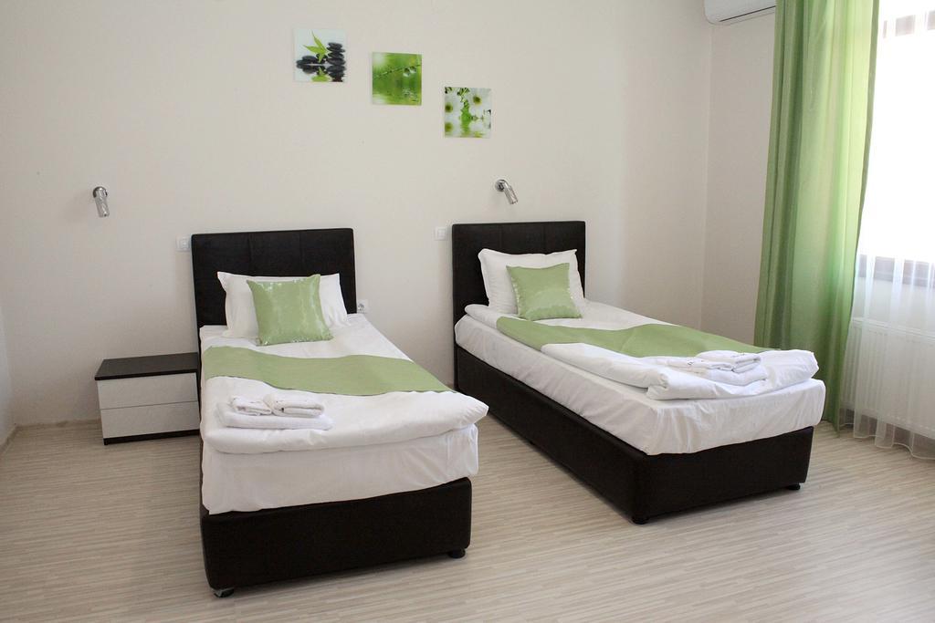Incanto Family Hotel Sevlievo Luaran gambar