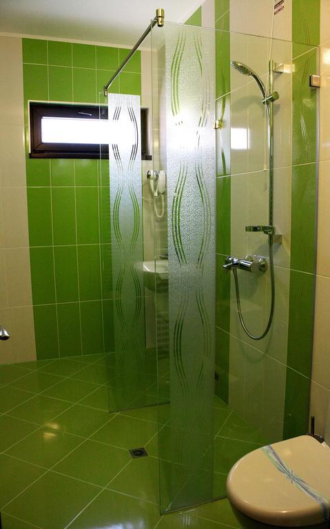 Incanto Family Hotel Sevlievo Luaran gambar